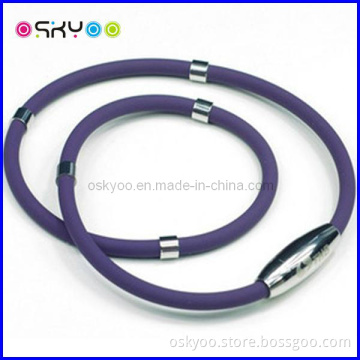 Fashion Ladies Titanium Magnetic Therapy Necklaces Clasp (P076)